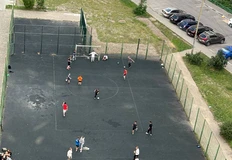 😂ЖКХшники Балашихи нашли максимально бездумное решение проблемы кривой спортплощадки