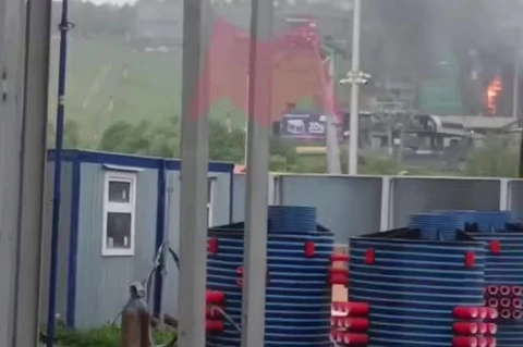 🔥Горит трамплин на Воробьевых. Как мы помним, там были проблемы со стройкой в рамках взятых на себя обязательств перед городом